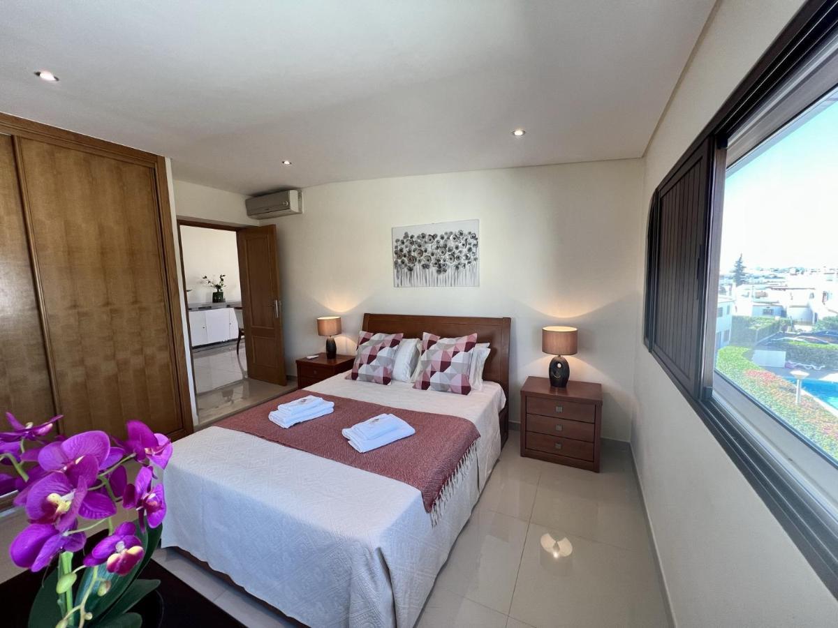 Quarteira Classic 1 With Pool By Homing Esterno foto
