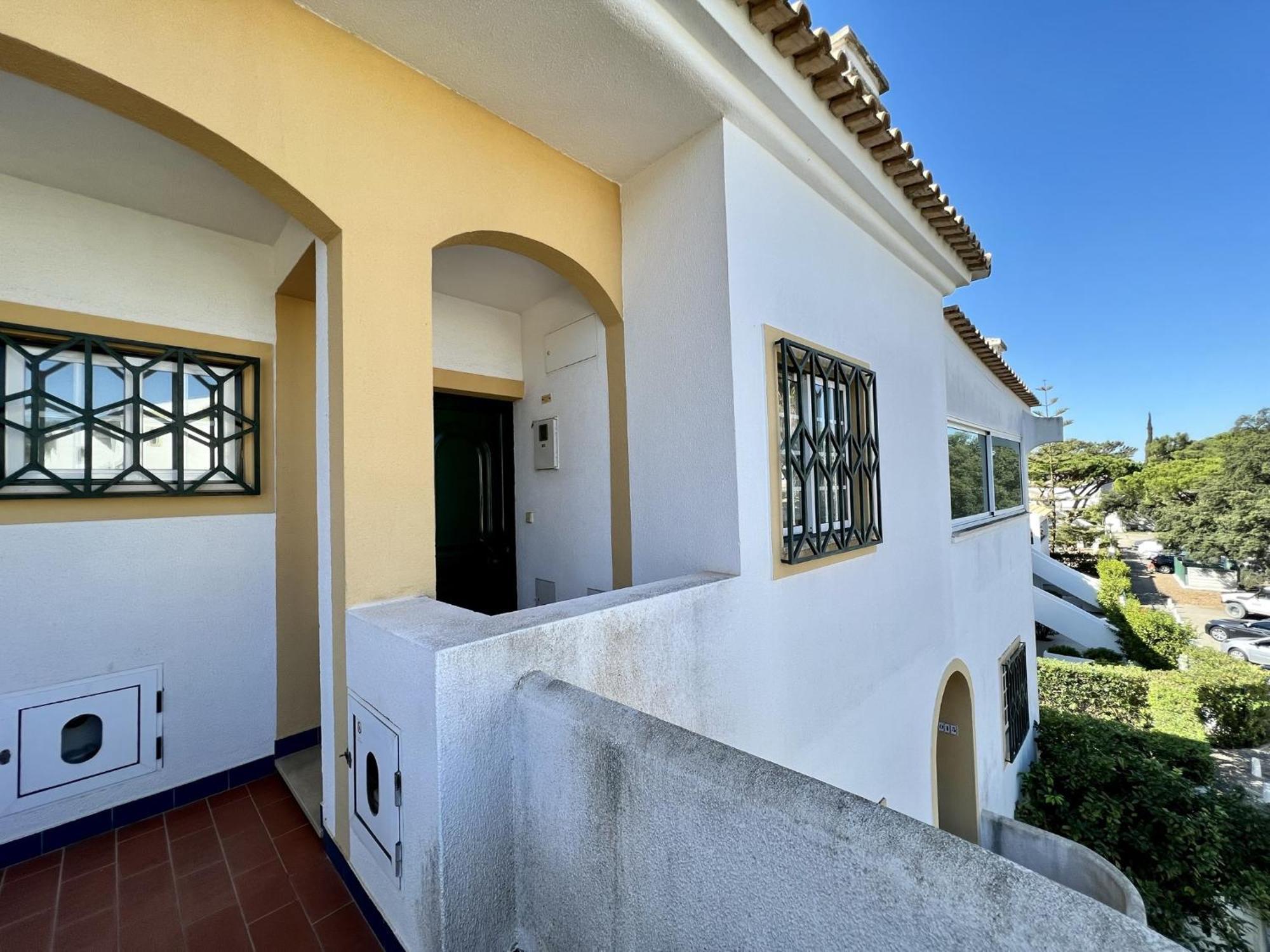 Quarteira Classic 1 With Pool By Homing Esterno foto